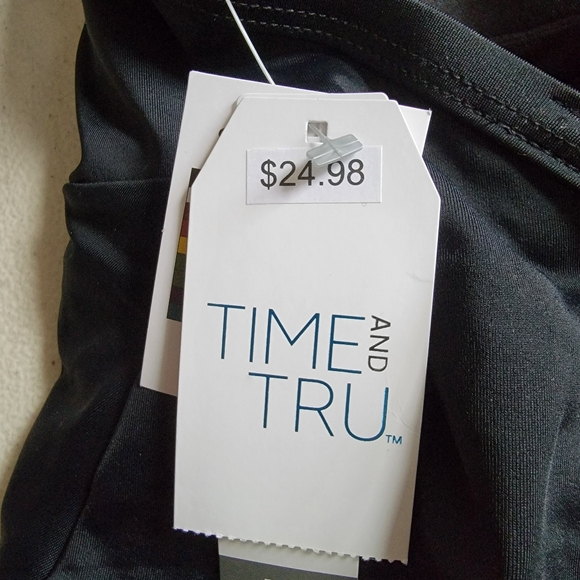 CUTE BLACK ONE PIECE - Picture 3 of 7